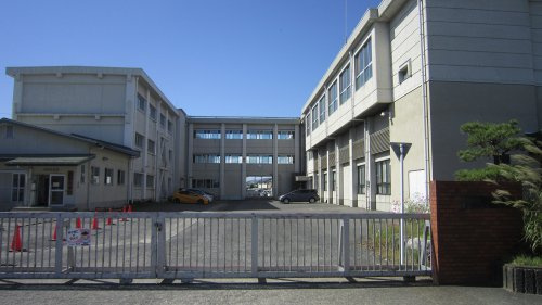【小学校】岐阜市立且格小学校まで1226ｍ