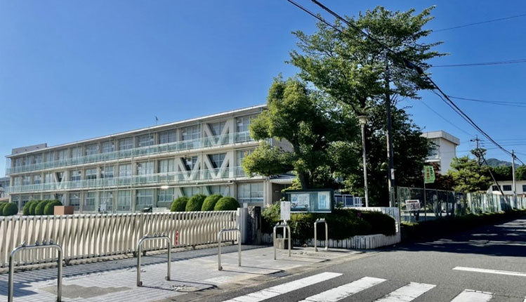 【小学校】大野町立大野小学校まで672ｍ