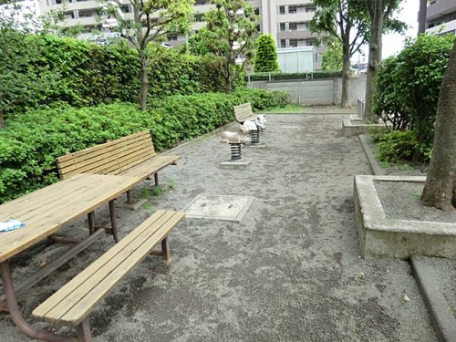 【公園】ライラック公園まで1470ｍ