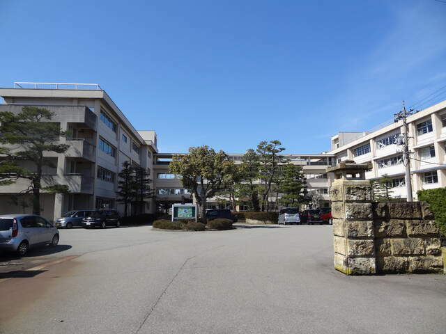 【中学校】寺井中学校まで1799ｍ