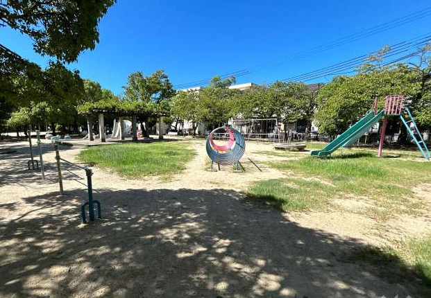 【公園】北雁替公園まで880ｍ