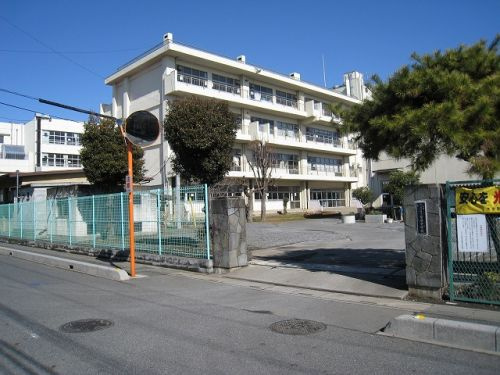 【中学校】さいたま市立宮原中学校まで707ｍ