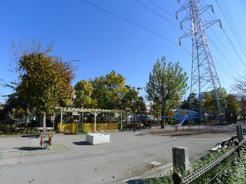 【公園】宮前公園まで970ｍ