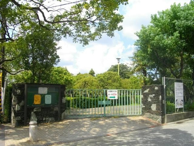 【公園】甲東梅林まで686ｍ
