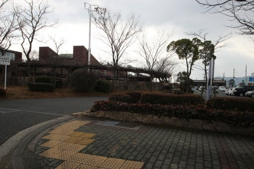【図書館】高島市立　安曇川図書館まで1747ｍ