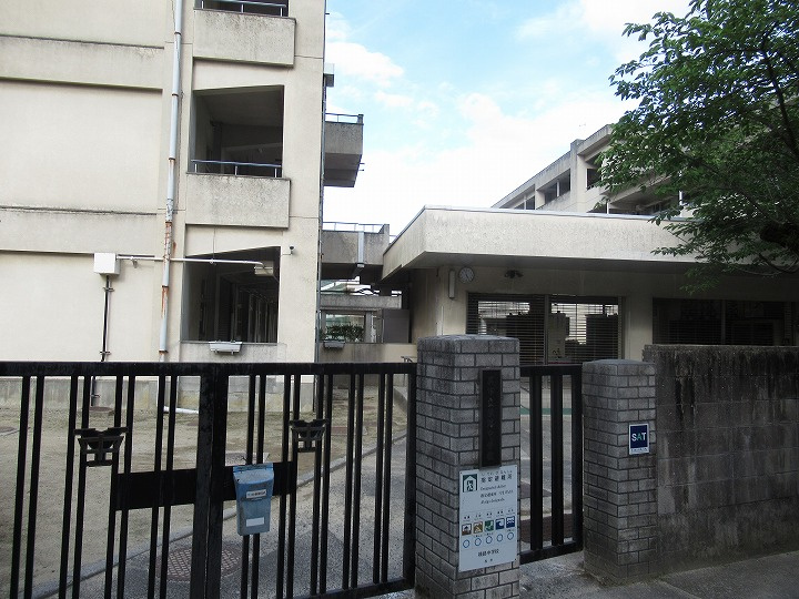 【中学校】横路中学校まで1235ｍ