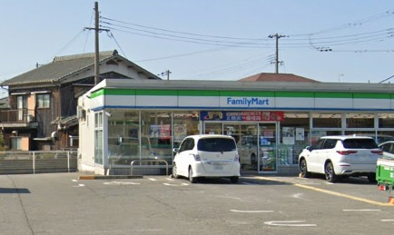【コンビニエンスストア】ファミリーマート六分一店まで401ｍ