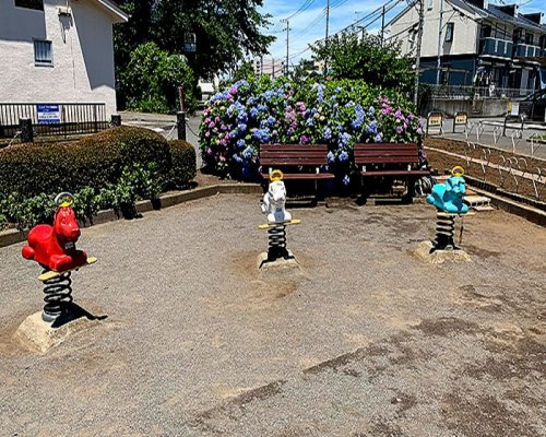 【公園】鶴間三角公園まで799ｍ
