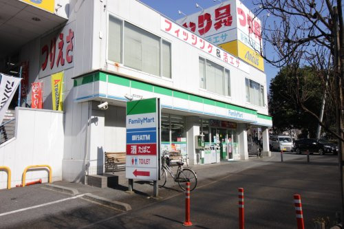 【コンビニエンスストア】ファミリマート横浜本牧店まで754ｍ
