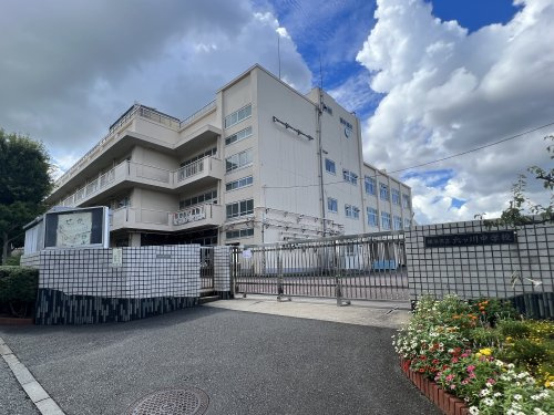【中学校】六ツ川中学校まで595ｍ