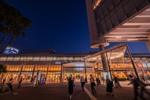 【駅】桜木町駅まで671ｍ