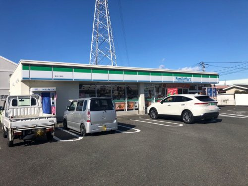 【コンビニエンスストア】ファミリーマート　清水三保店まで608ｍ