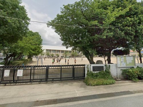 【小学校】伊丹市立桜台小学校まで684ｍ