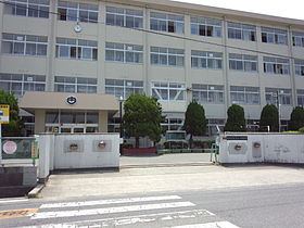 【中学校】加古川市立氷丘中学校まで1866ｍ