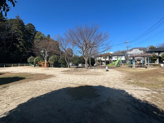 【公園】関鉄かえで公園まで350ｍ
