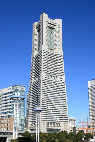 【ショッピングセンター】横浜ランドマークタワーまで1681ｍ