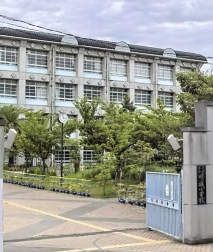 【小学校】尼崎市立明城小学校まで1227ｍ