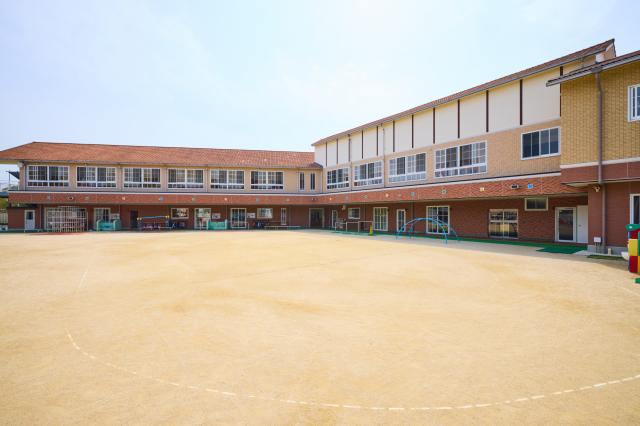 【幼稚園】認定こども園ひなぎく幼稚園まで567ｍ
