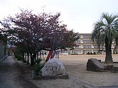 【小学校】宝塚市立安倉北小学校まで1251ｍ