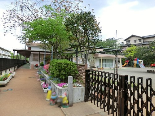 【保育園】花の木保育園まで1174ｍ