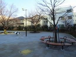 【公園】西品川おさんぽ公園まで379ｍ