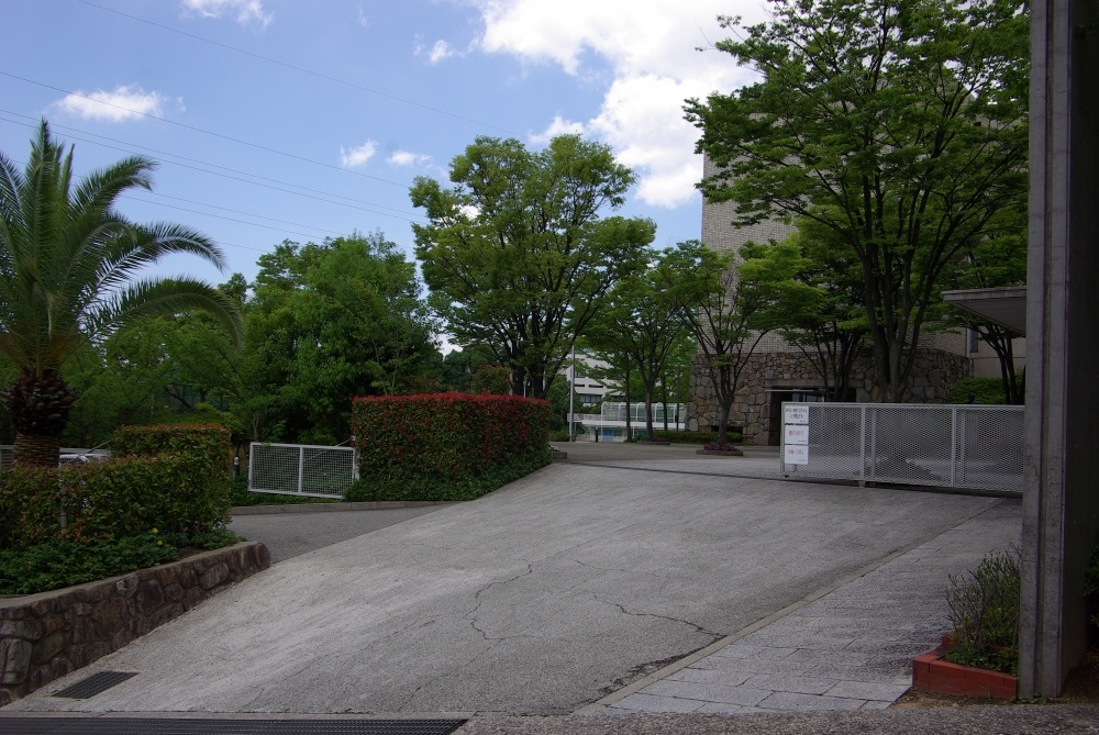 【高校】甲南高等学校・中学校まで1169ｍ