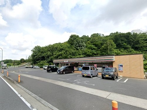 【コンビニエンスストア】セブンイレブン厚木岡津古久店まで2219ｍ