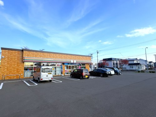【コンビニエンスストア】セブンイレブン　苫小牧明野新町5丁目店まで254ｍ