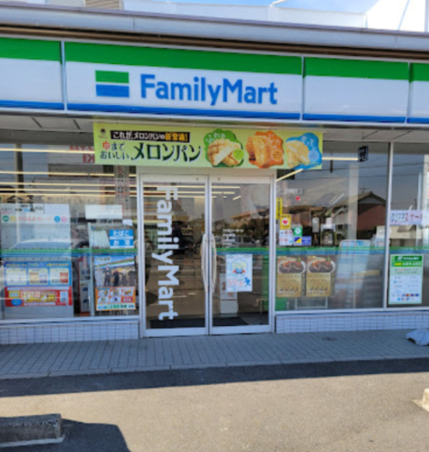 【コンビニエンスストア】ファミリーマート　犬山南店まで434ｍ