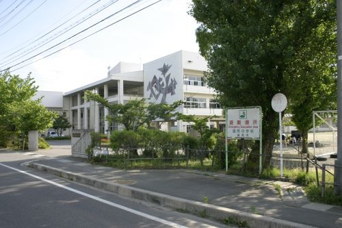 【中学校】塩尻中学校まで6720ｍ