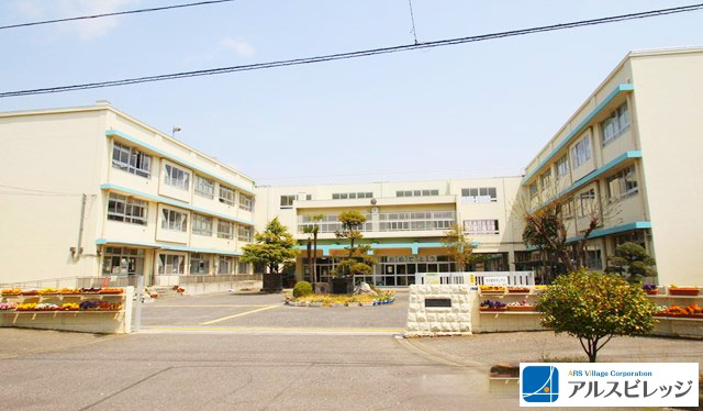 【小学校】志木市立志木第二小学校まで144ｍ