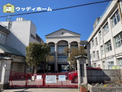 【小学校】越谷市立大袋小学校まで240ｍ