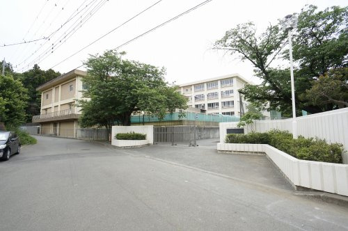 【中学校】茅ヶ崎市立赤羽根中学校まで1592ｍ