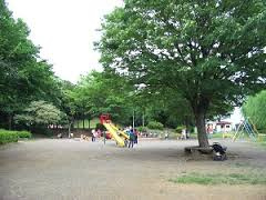 【公園】万葉公園まで102ｍ