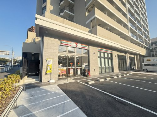 【コンビニエンスストア】セブンイレブン西神中央駅北店まで810ｍ