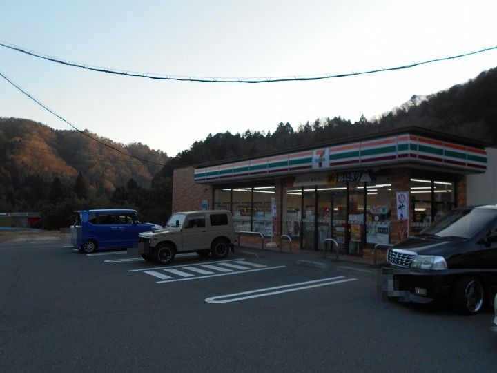【コンビニエンスストア】セブンイレブン　広島下河内店まで1986ｍ