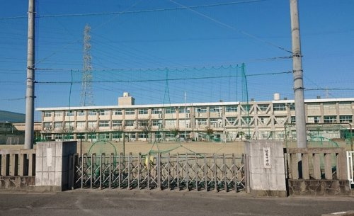 【中学校】愛西市立佐屋中学校まで543ｍ