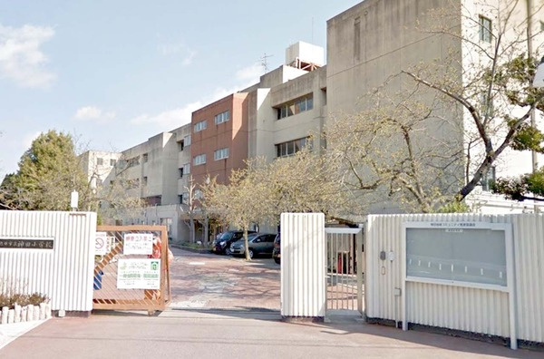 【小学校】池田市立神田小学校まで550ｍ