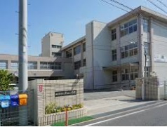 【小学校】津田小学校まで444ｍ