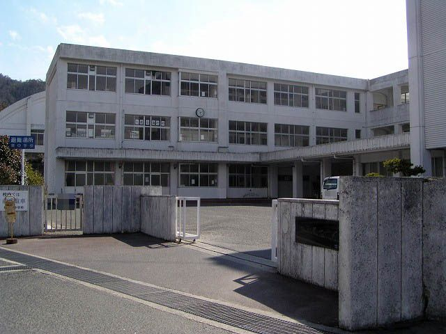 【中学校】熊野東中学校まで3940ｍ