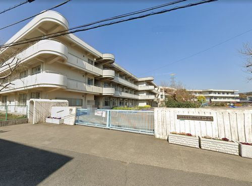 【小学校】相模原市立淵野辺東小学校まで863ｍ