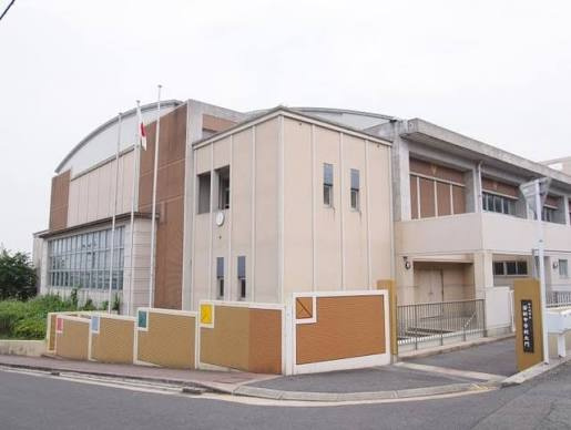 【中学校】北九州市立若松中学校まで1263ｍ