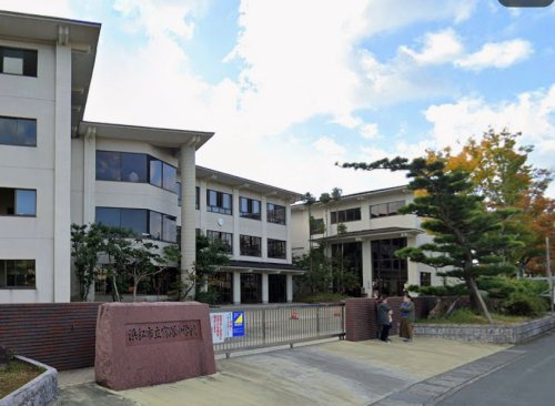 【中学校】浜松市立富塚中学校まで863ｍ