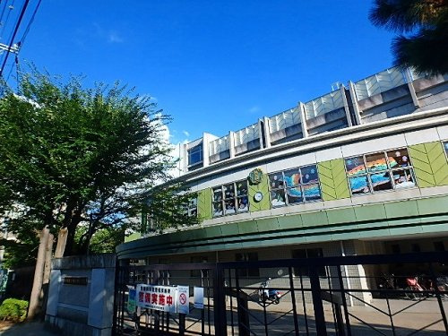 【小学校】川崎市立西生田小学校まで949ｍ