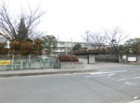 【中学校】行田市立西中学校まで400ｍ