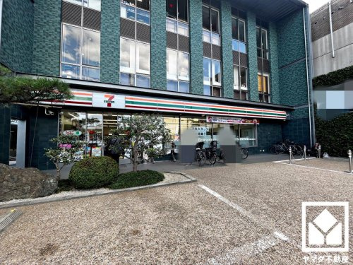 【コンビニエンスストア】セブンイレブン　宇治京阪木幡駅前店まで783ｍ