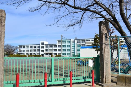 【小学校】古知野東小学校まで911ｍ
