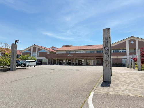【小学校】津幡町立条南小学校まで1048ｍ