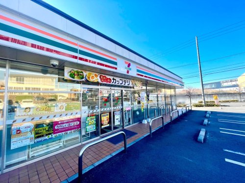 【コンビニエンスストア】セブンイレブン　日進岩崎町竹ノ山店まで150ｍ