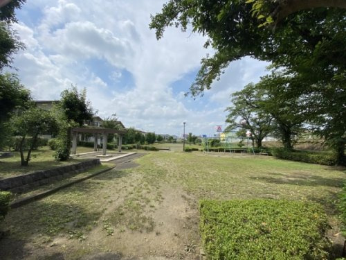 【公園】五領町南児童公園まで102ｍ